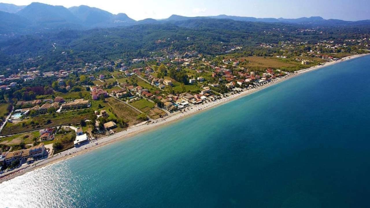 Villa Fantastico Ахараві Екстер'єр фото